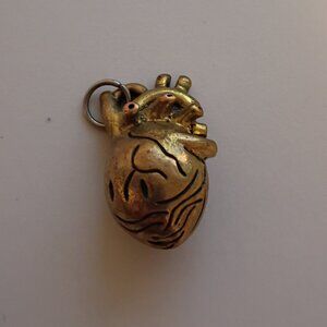 Hart  necklace pendant